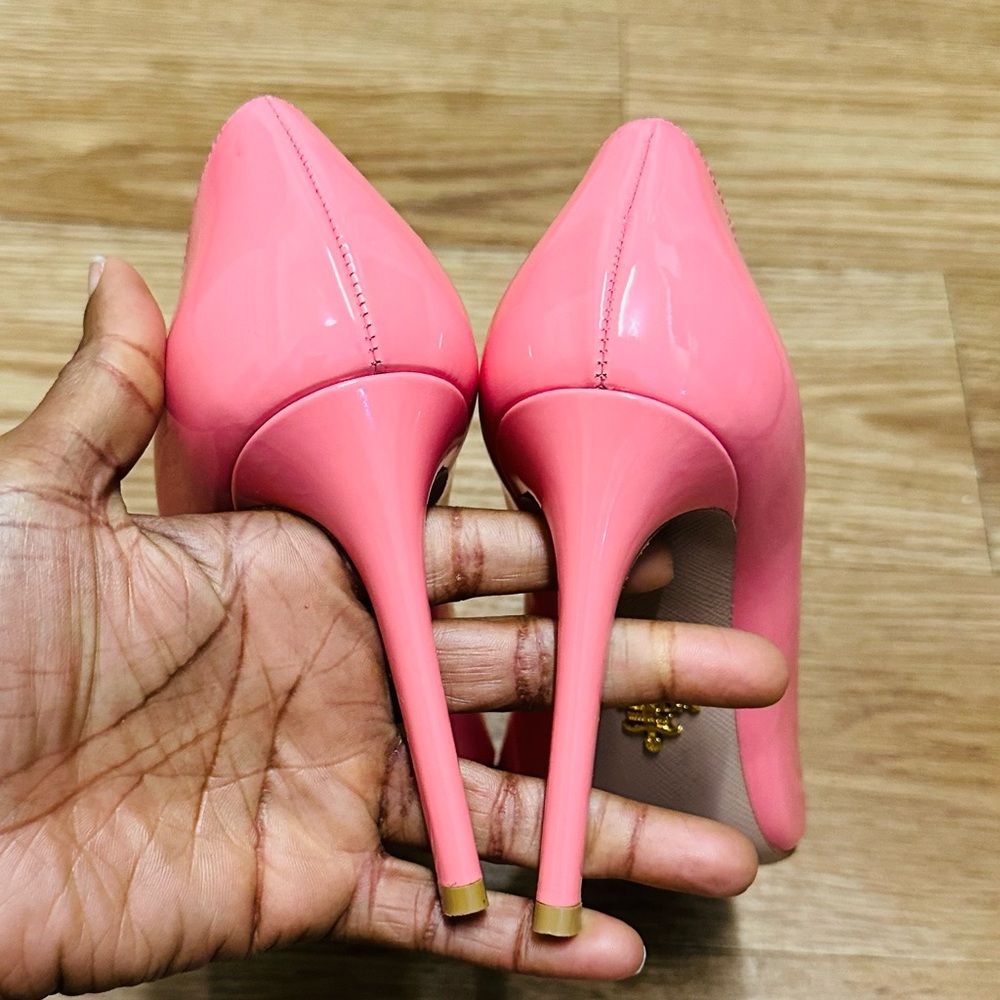 PRADA Pink Patent Leather Pump Heels - Picture 5 of 16